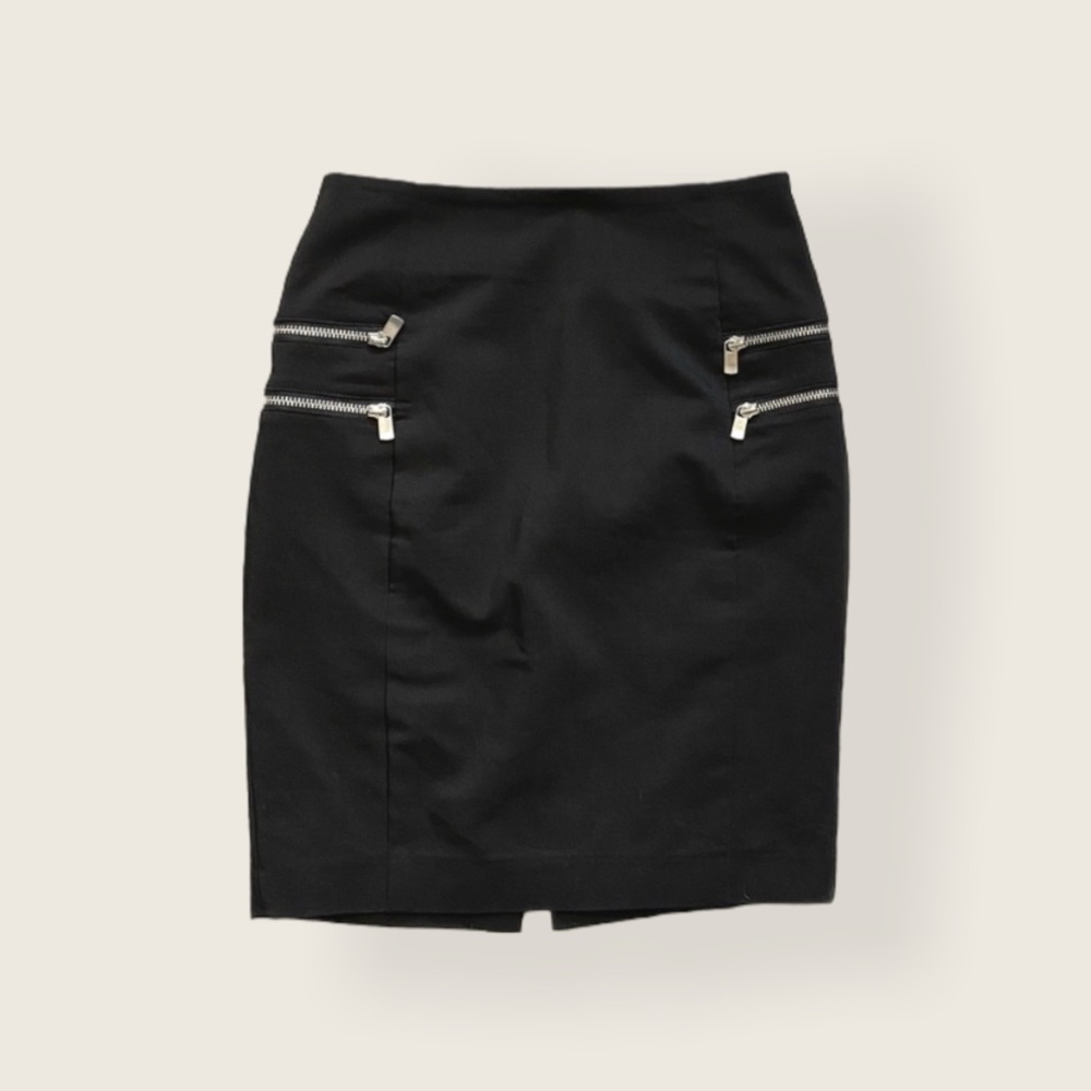 3/$30 😍 H&M Black Pencil Skirt with Double Zips